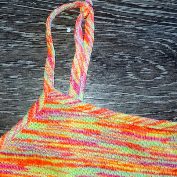 Neon Crop Top - Picture 3 of 5